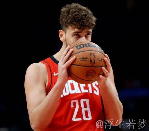 33分10板10助攻!火箭2换1交易被效仿,鹈鹕捡漏年轻版约基奇 33分10板10助攻!火箭2换1交易被效仿,鹈鹕捡漏年轻版约基奇
